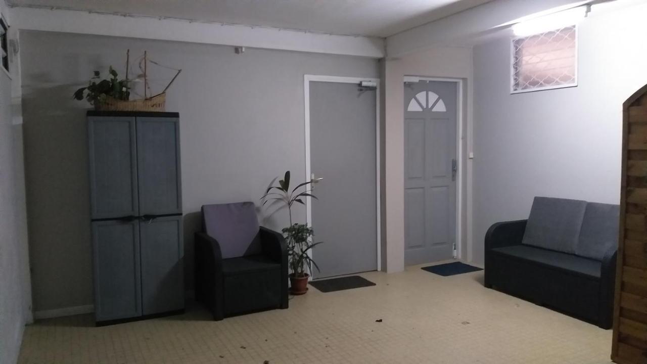 Ferienwohnung Agreable F2, Jardin, Garage, Fibre, Clim Ch Fort-de-France Exterior foto